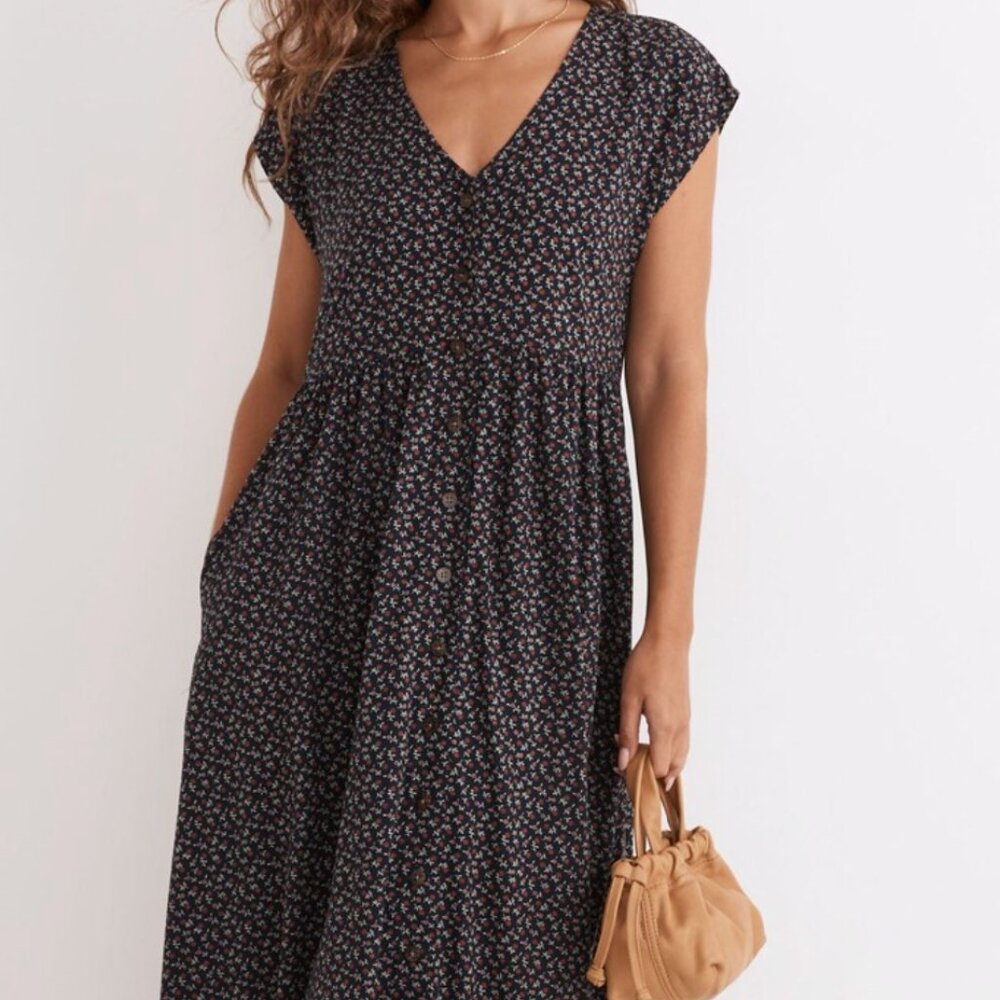 Button-Front Midi Dress | Campden Daisies | Navy Blue Floral | Size M